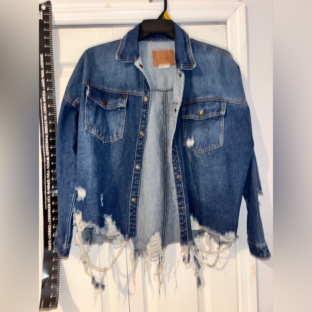 Distressed Denim Jacket brand new nwot rare thrashed ladies M - Picture 3 of 15